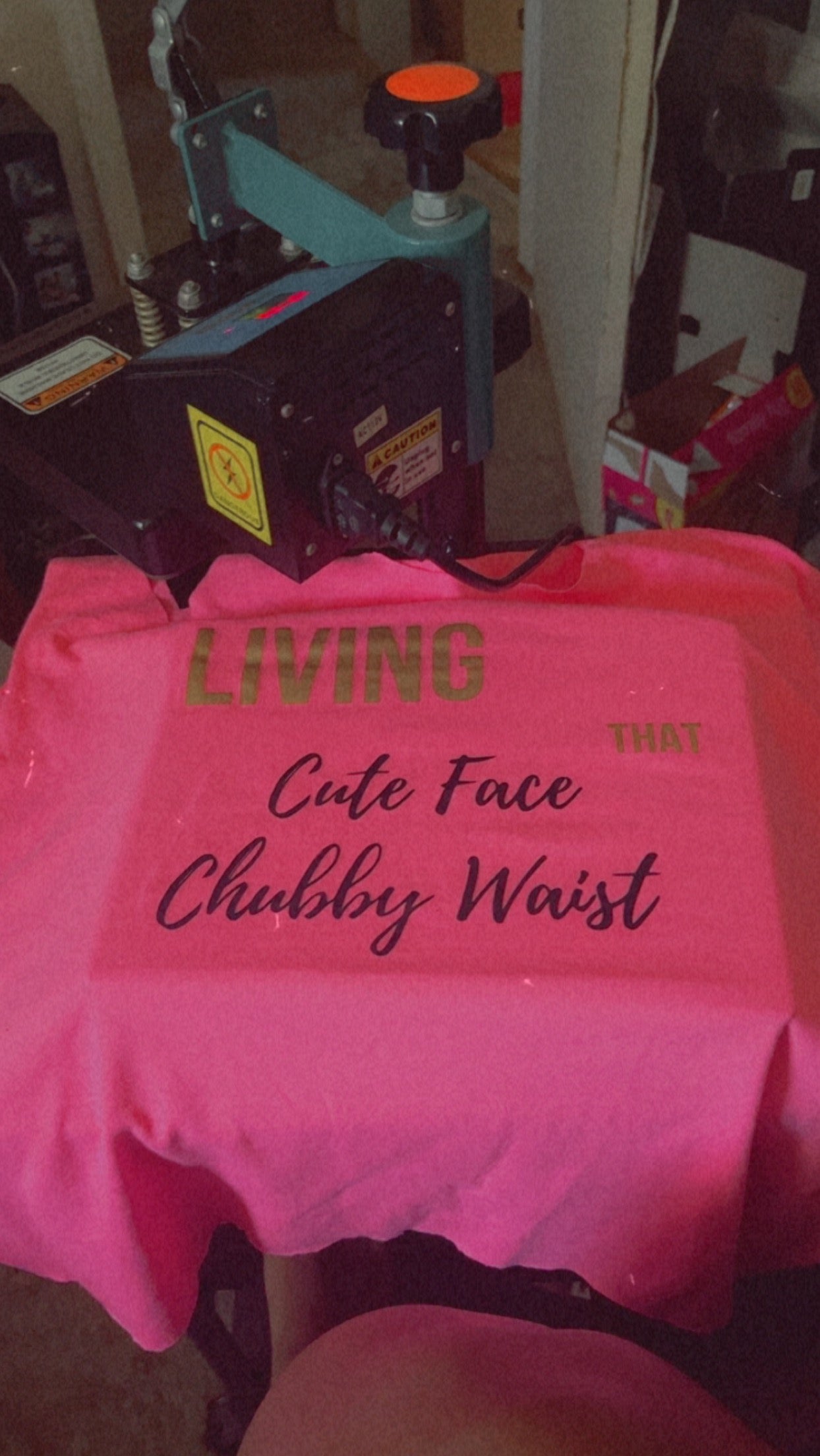 Cute Face Chubby Waist